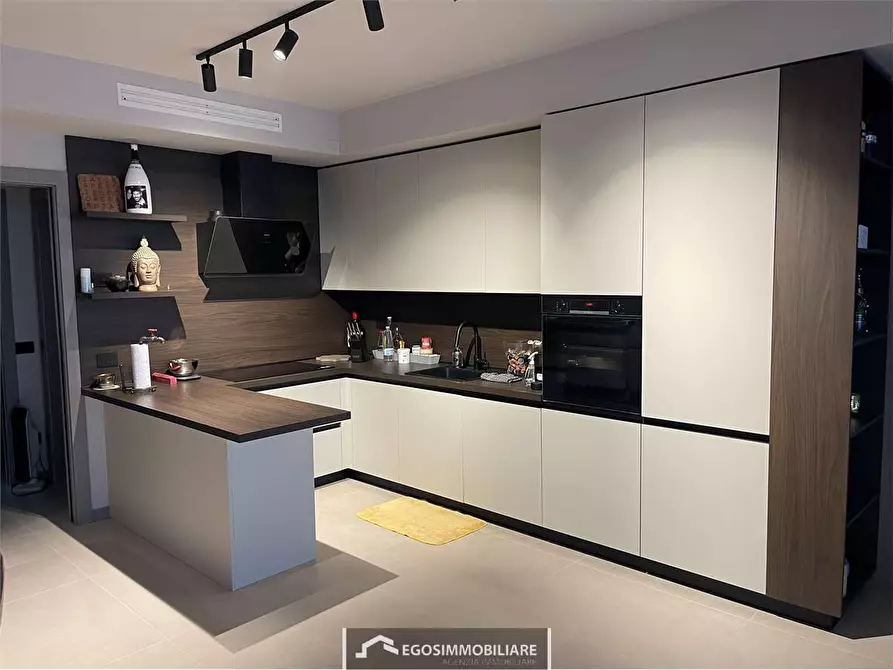 Immagine 8 di Appartamento in affitto  in via Guglielmo Marconi 133 a Desenzano Del Garda