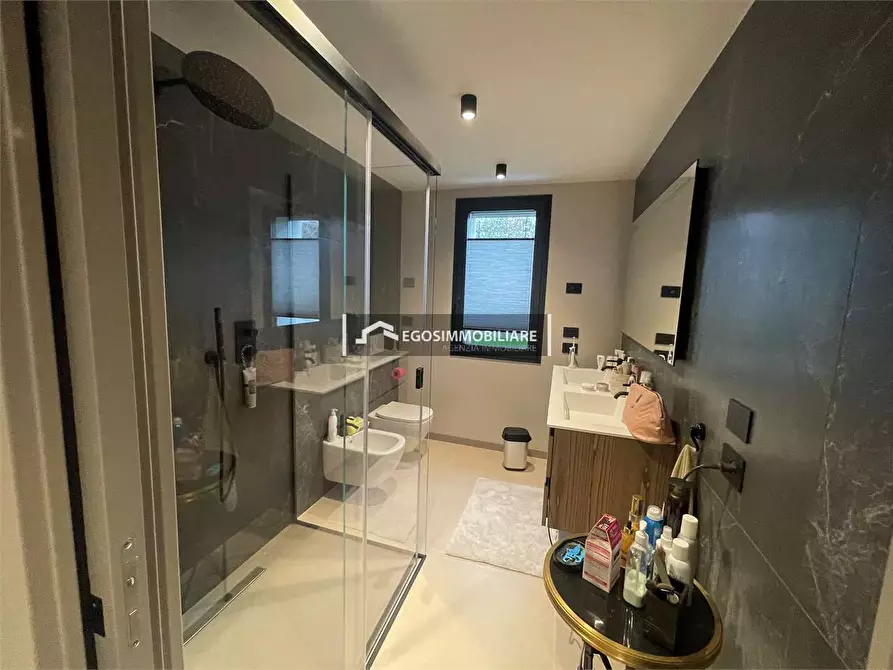 Immagine 15 di Appartamento in affitto  in via Guglielmo Marconi 133 a Desenzano Del Garda