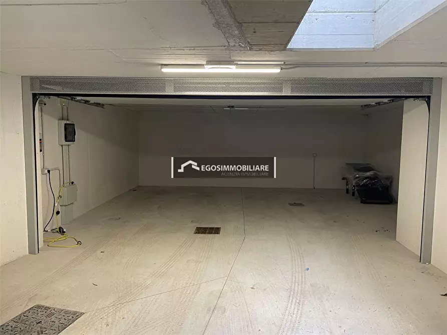 Immagine 19 di Appartamento in affitto  in via Guglielmo Marconi 133 a Desenzano Del Garda