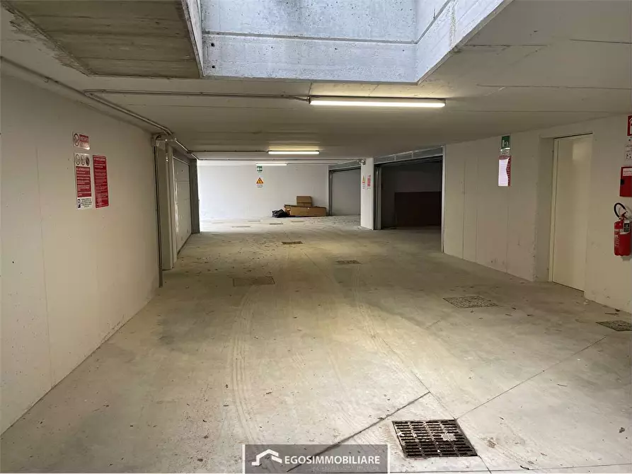 Immagine 20 di Appartamento in affitto  in via Guglielmo Marconi 133 a Desenzano Del Garda