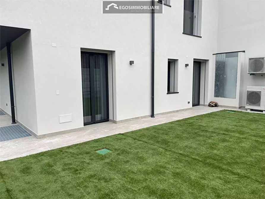 Immagine 29 di Appartamento in affitto  in via Guglielmo Marconi 133 a Desenzano Del Garda