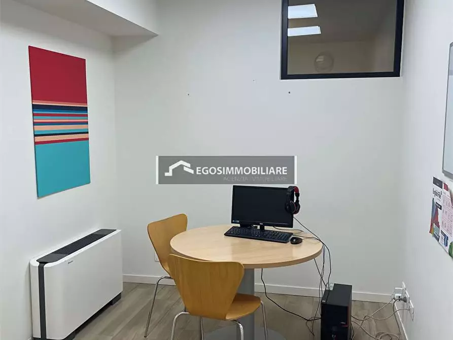Immagine 18 di Ufficio in affitto  in Via Scavi Romani  29 a Desenzano Del Garda