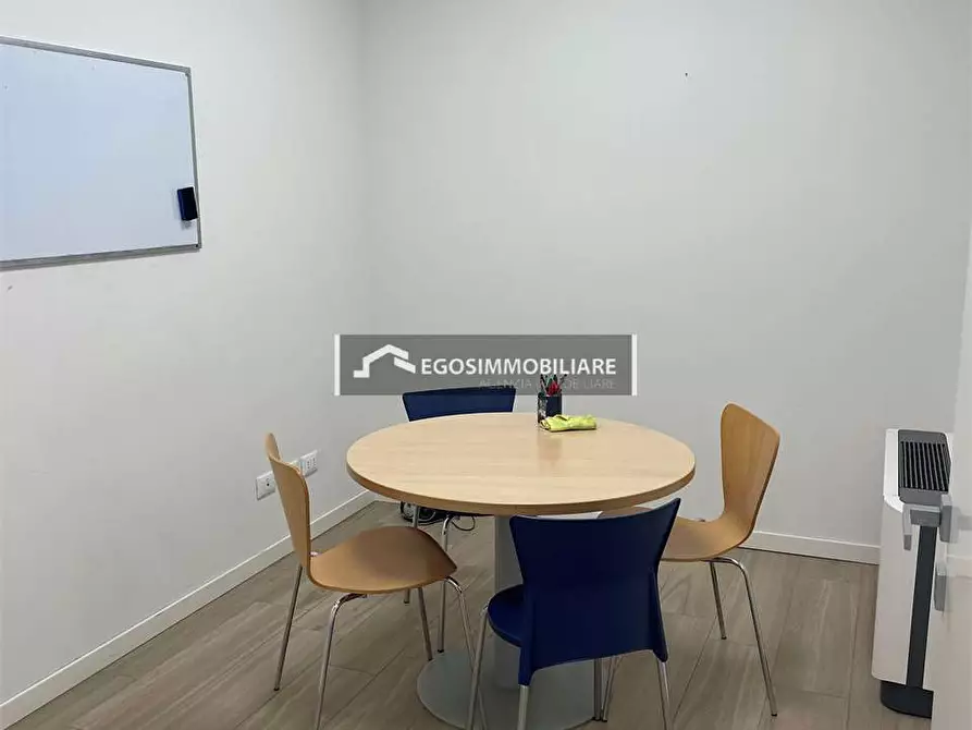 Immagine 19 di Ufficio in affitto  in Via Scavi Romani  29 a Desenzano Del Garda