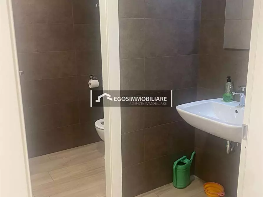 Immagine 27 di Ufficio in affitto  in Via Scavi Romani  29 a Desenzano Del Garda