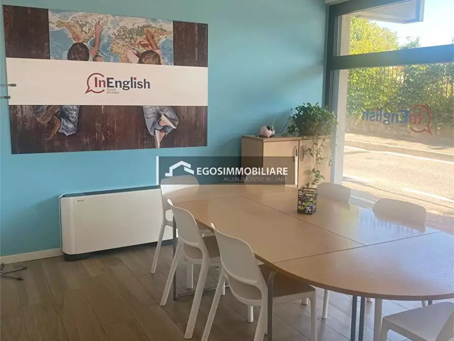 Immagine 40 di Ufficio in affitto  in Via Scavi Romani  29 a Desenzano Del Garda