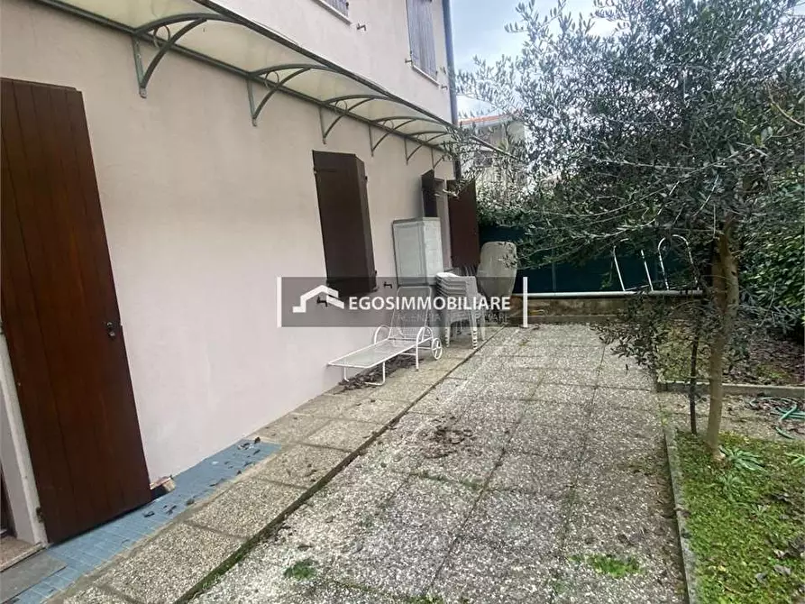 Immagine 23 di Appartamento in vendita  in Via Pietro Nenni  15 a Castiglione Delle Stiviere