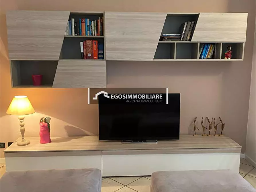 Immagine 2 di Appartamento in vendita  in Via Gazzolo a Manerba Del Garda