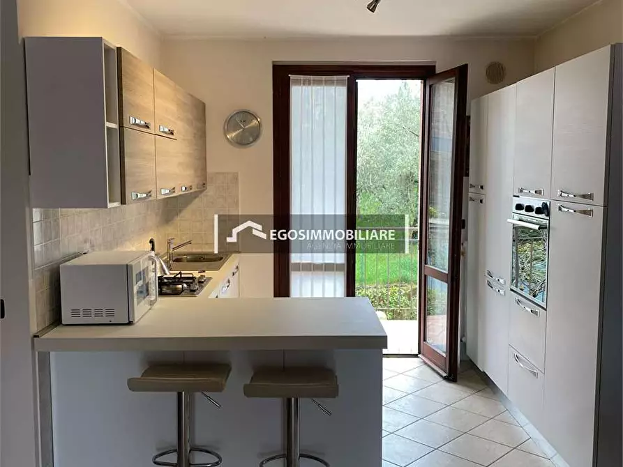 Immagine 13 di Appartamento in vendita  in Via Gazzolo a Manerba Del Garda