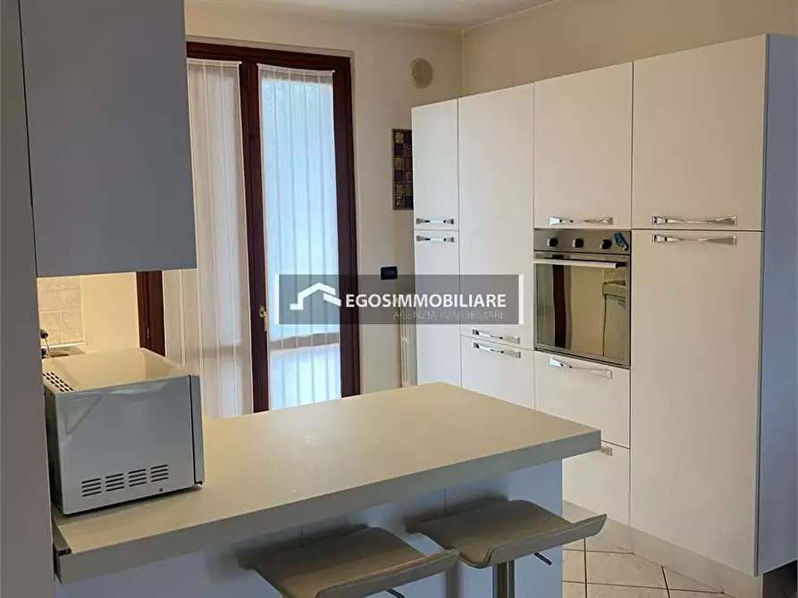 Immagine 9 di Appartamento in vendita  in Via Gazzolo a Manerba Del Garda