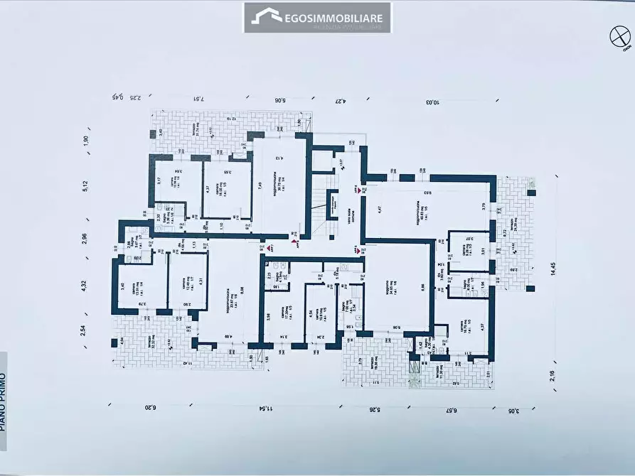 Immagine 8 di Attico in vendita  in Via Sirmione 21 a Desenzano Del Garda