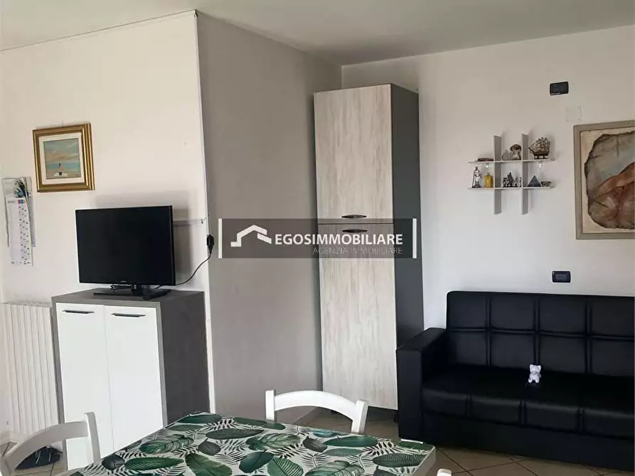 Immagine 3 di Appartamento in vendita  in Viale Henry Dunant  6/c a Castiglione Delle Stiviere