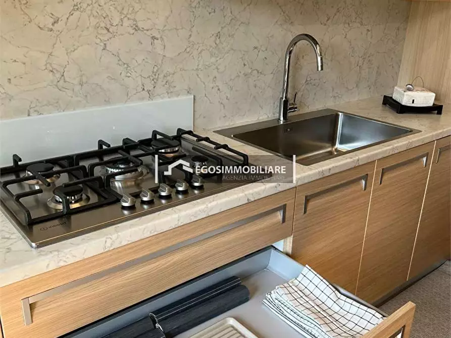 Immagine 31 di Appartamento in vendita  in Via Leoncavallo snc a Milano