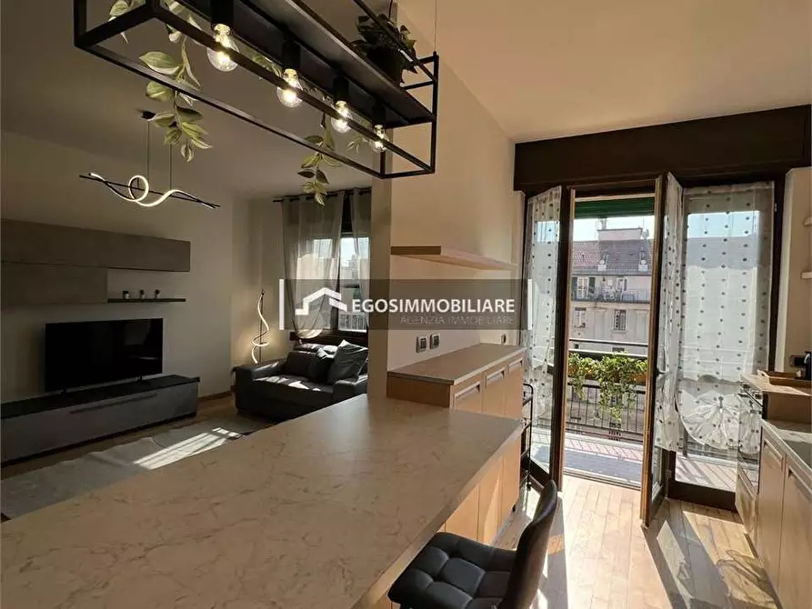 Immagine 10 di Appartamento in vendita  in Via Leoncavallo snc a Milano