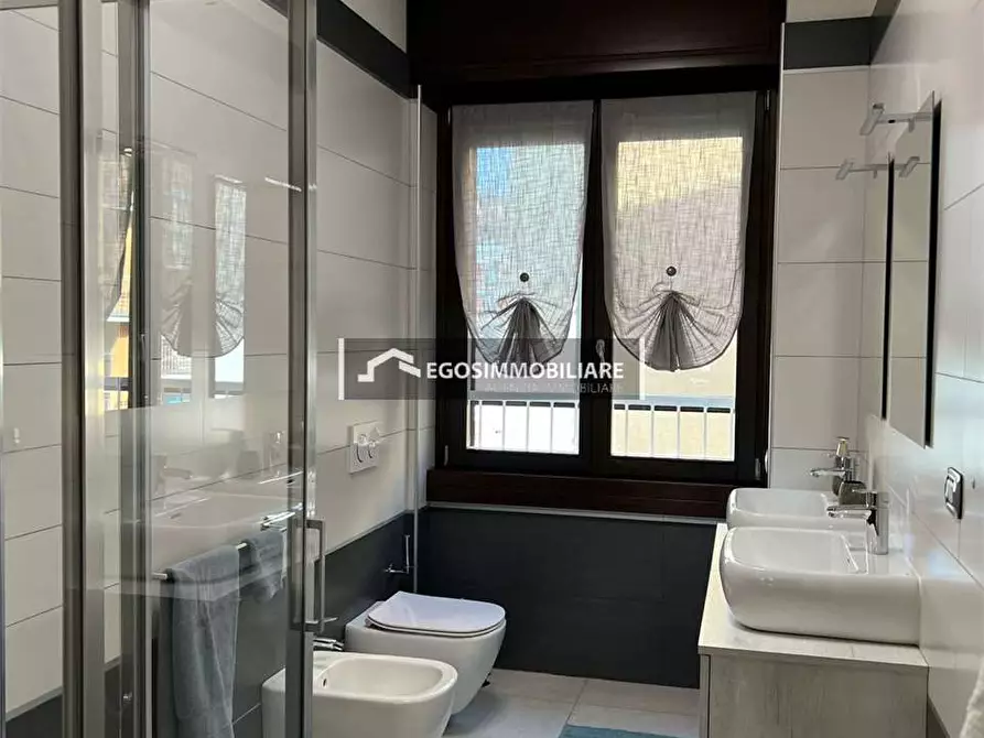 Immagine 26 di Appartamento in vendita  in Via Leoncavallo snc a Milano