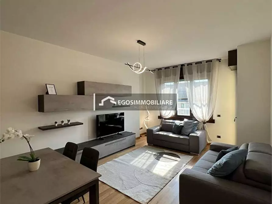 Immagine 2 di Appartamento in vendita  in Via Leoncavallo snc a Milano