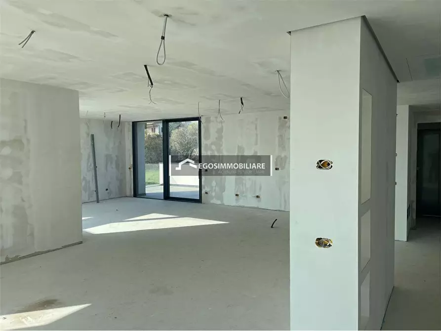 Immagine 12 di Attico in vendita  in Via Marzabotto 26 a Desenzano Del Garda