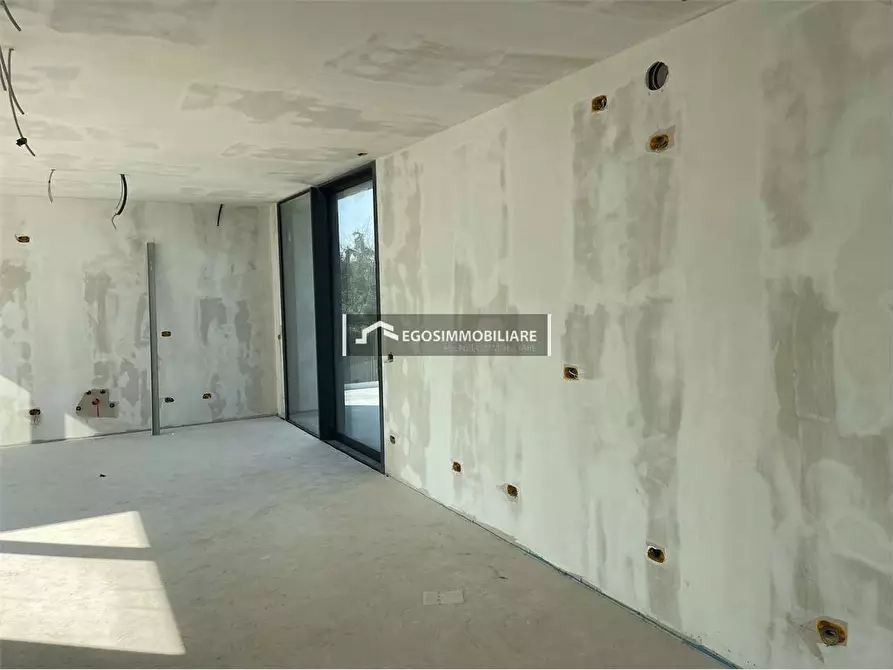 Immagine 13 di Attico in vendita  in Via Marzabotto 26 a Desenzano Del Garda