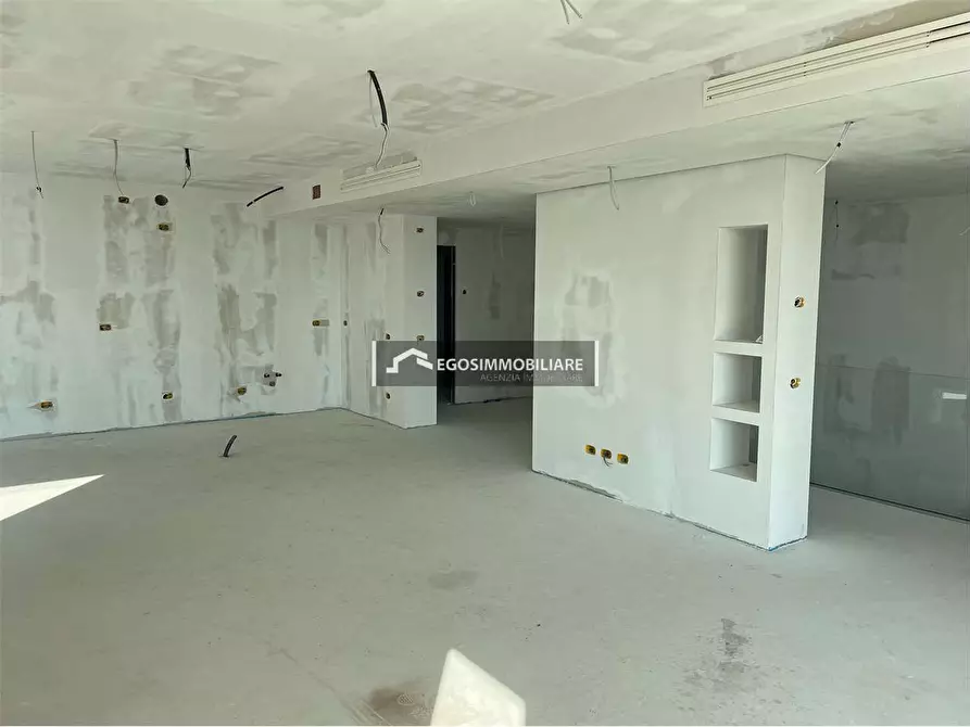 Immagine 17 di Attico in vendita  in Via Marzabotto 26 a Desenzano Del Garda