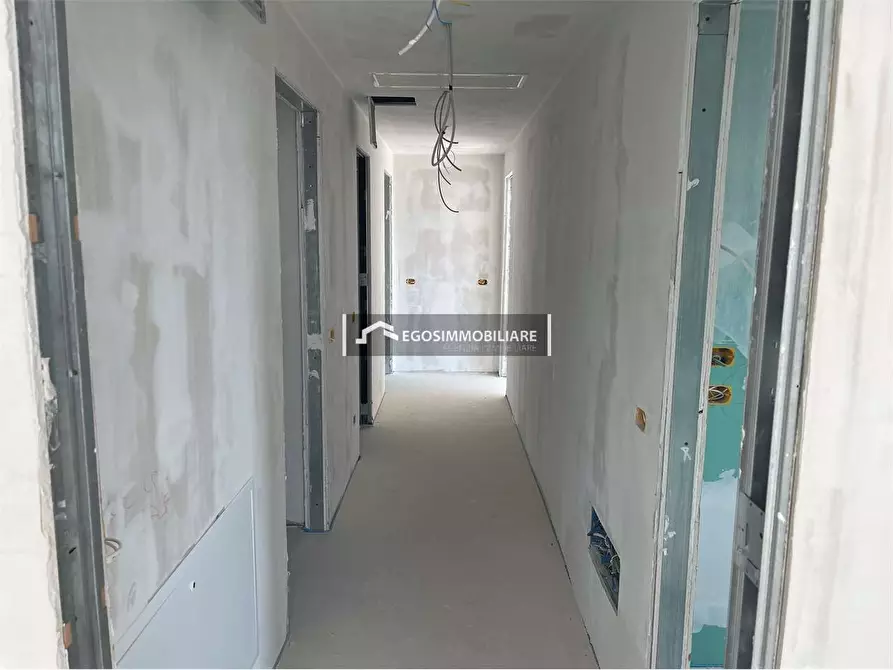 Immagine 19 di Attico in vendita  in Via Marzabotto 26 a Desenzano Del Garda