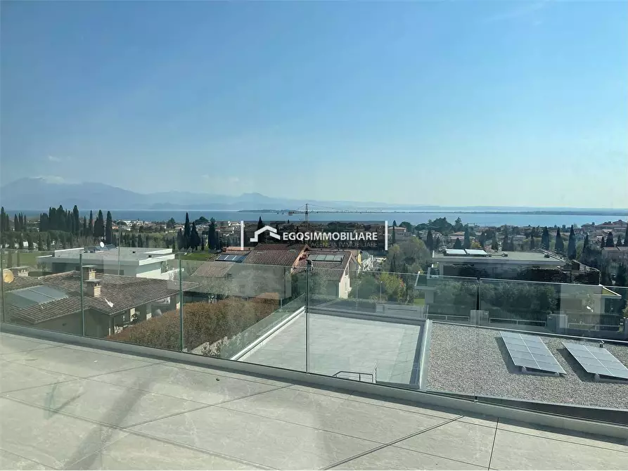 Immagine 26 di Attico in vendita  in Via Marzabotto 26 a Desenzano Del Garda