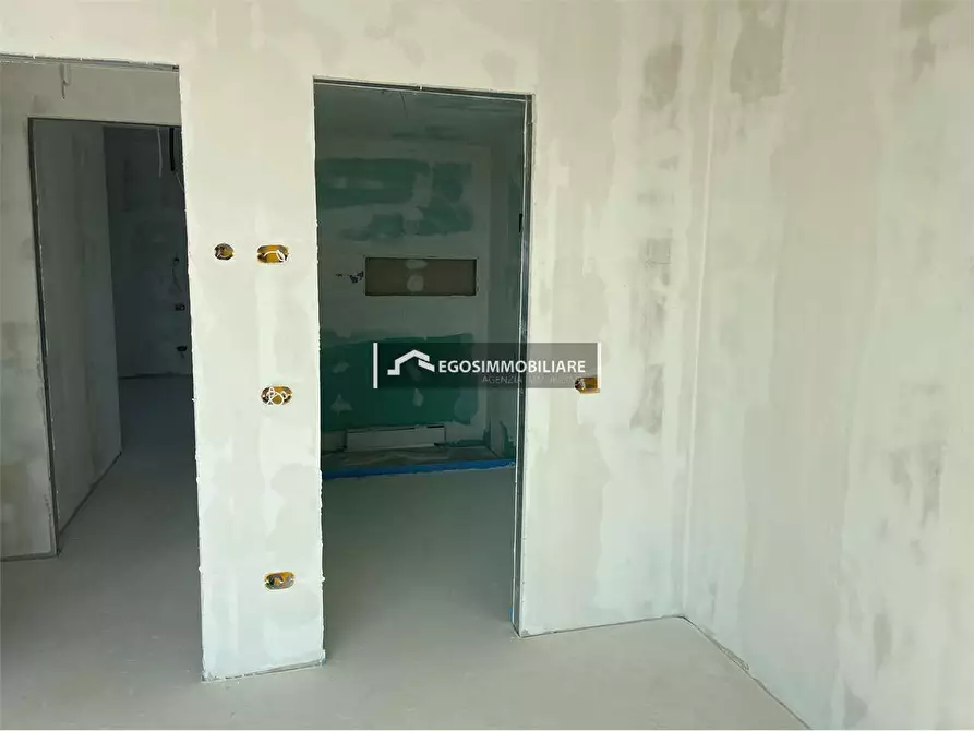 Immagine 27 di Attico in vendita  in Via Marzabotto 26 a Desenzano Del Garda