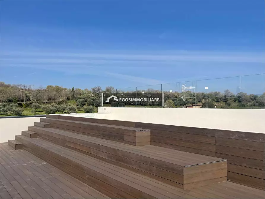 Immagine 8 di Attico in vendita  in Via Marzabotto 26 a Desenzano Del Garda