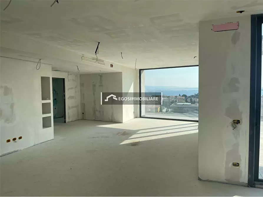 Immagine 28 di Attico in vendita  in Via Marzabotto 26 a Desenzano Del Garda