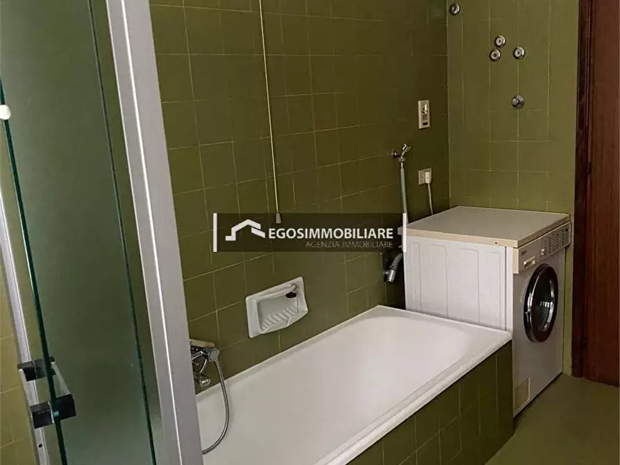 Immagine 17 di Appartamento in vendita  in Via Alcide De Gasperi 13 a Desenzano Del Garda