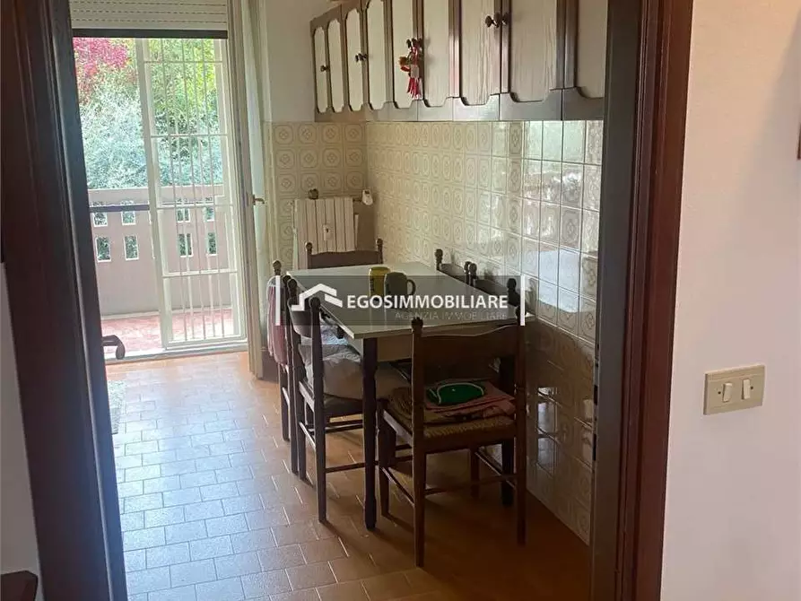 Immagine 10 di Appartamento in vendita  a Peschiera Del Garda