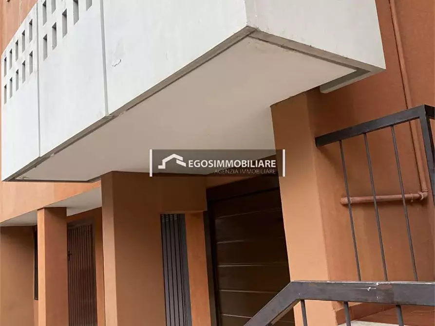 Immagine 48 di Appartamento in vendita  in Via Salvi  13 a Peschiera Del Garda
