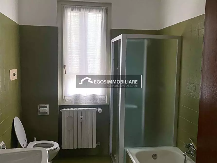 Immagine 15 di Appartamento in vendita  in Via Verona  13 a Peschiera Del Garda