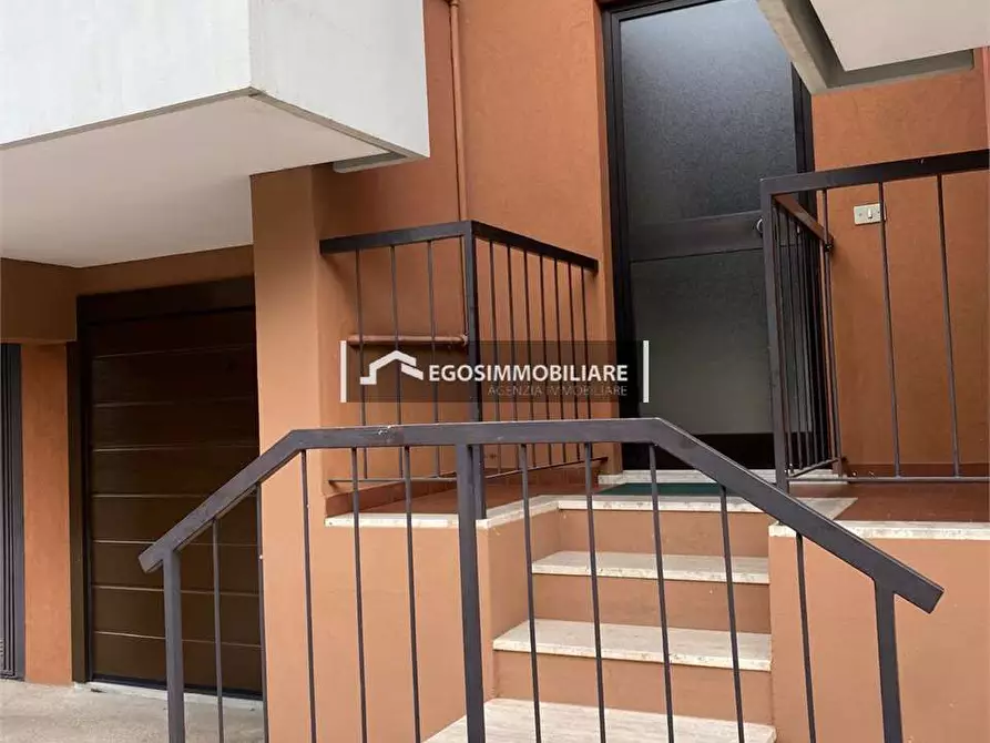 Immagine 46 di Appartamento in vendita  in Via Verona  13 a Peschiera Del Garda