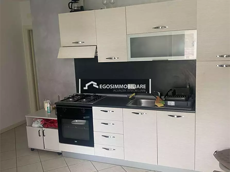 Immagine 1 di Trilocale in vendita  in Via Dolarci a Desenzano Del Garda