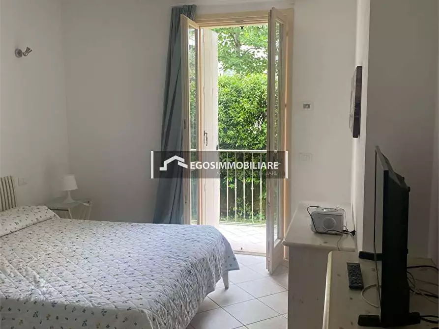 Immagine 7 di Trilocale in vendita  in Via Dolarci a Desenzano Del Garda