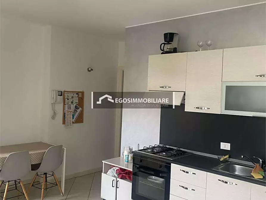Immagine 3 di Trilocale in vendita  in Via Dolarci a Desenzano Del Garda