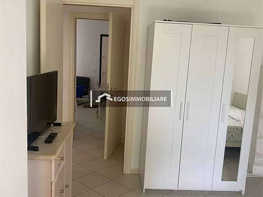 Immagine 10 di Trilocale in vendita  in Via Dolarci a Desenzano Del Garda