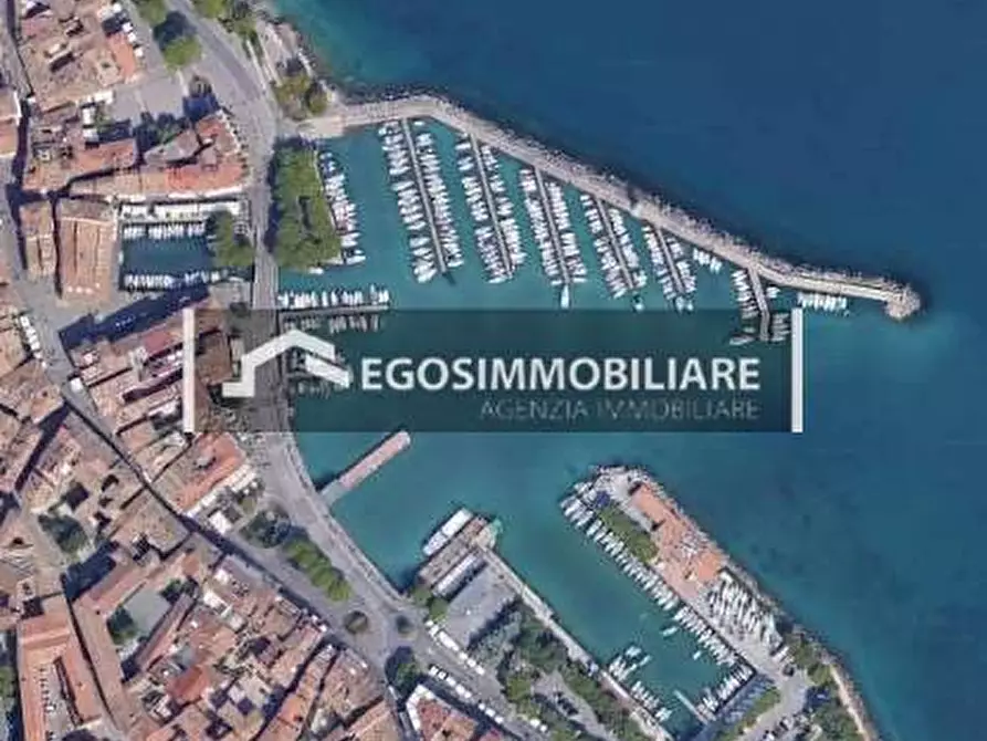 Immagine 10 di Appartamento in vendita  in Via Marzabotto a Desenzano Del Garda