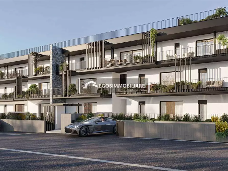 Immagine 1 di Appartamento in vendita  in Via Marzabotto a Desenzano Del Garda