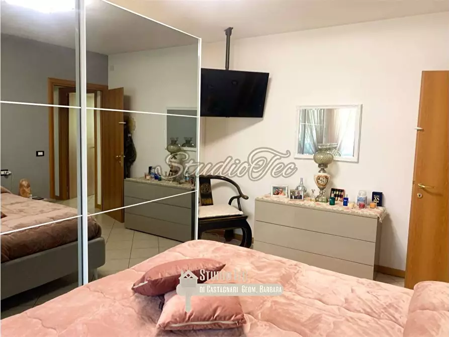 Immagine 8 di Appartamento in vendita  in via valitutti 18 a Ravenna