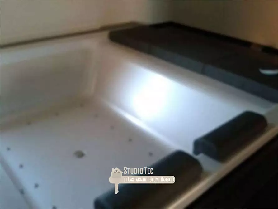 Immagine 9 di Attico in vendita  in Luigi Cilla 1 a Ravenna