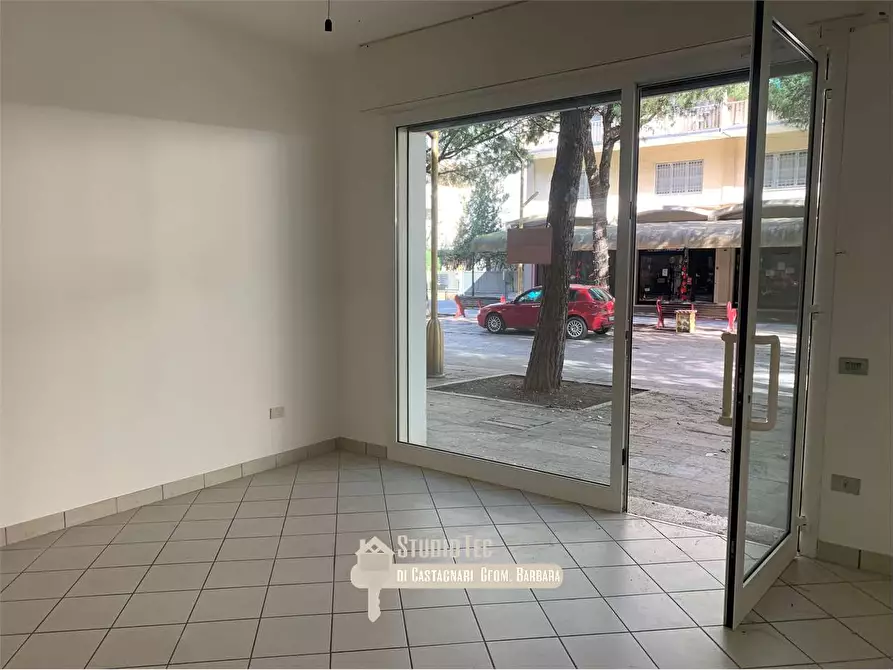 Immagine 4 di Negozio in affitto  in dei navigatori 1 a Ravenna