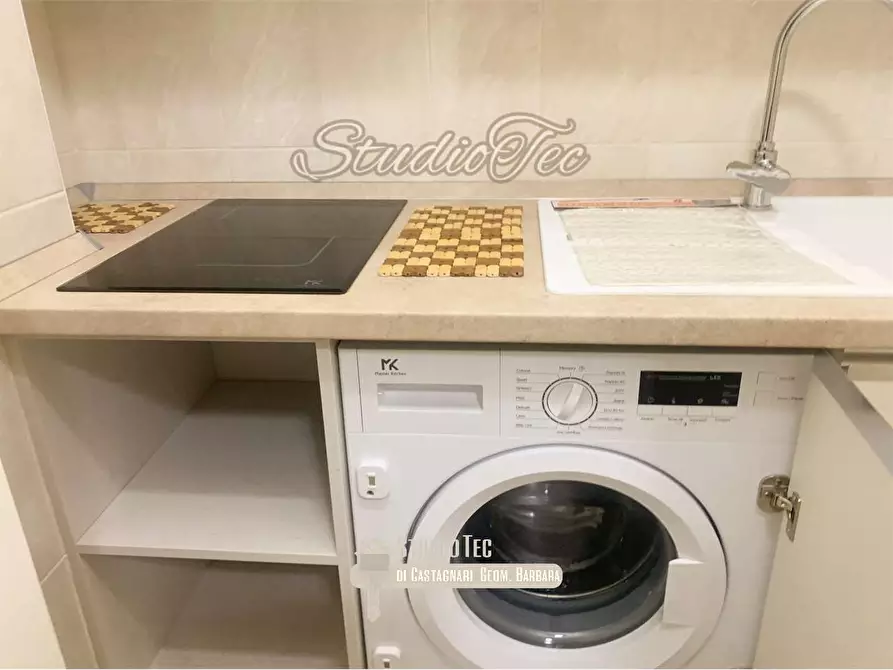 Immagine 14 di Appartamento in affitto  in via al lido 1 a Ravenna