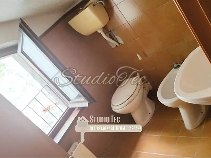 Immagine 21 di Casa indipendente in vendita  in VIA Sementana a Sassoferrato