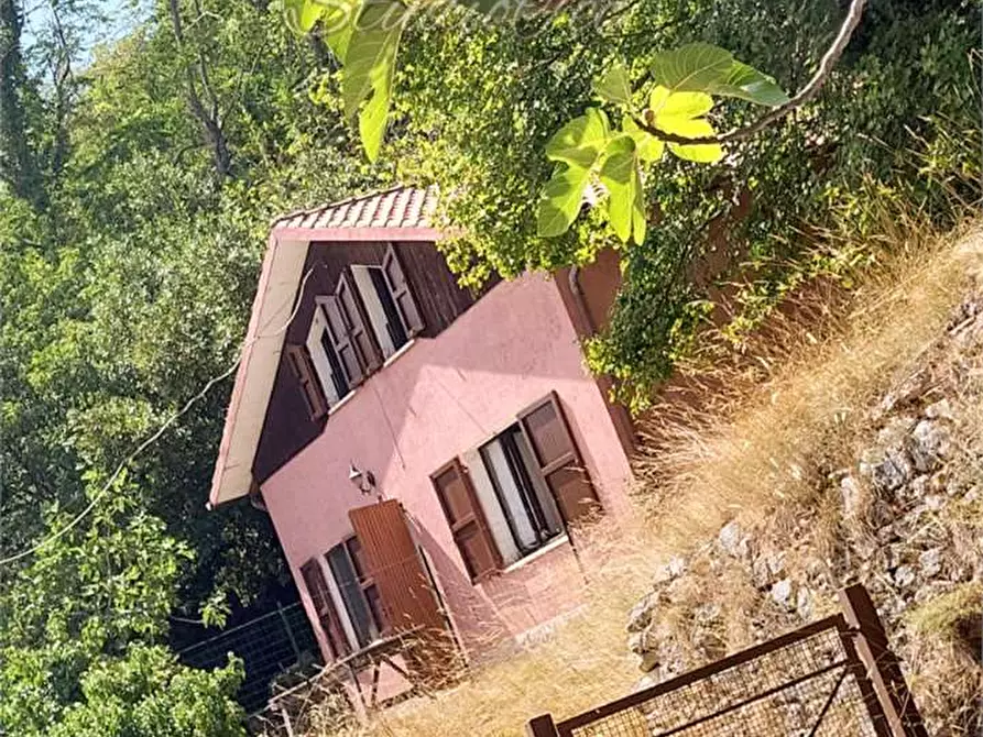 Immagine 30 di Casa indipendente in vendita  in VIA Sementana a Sassoferrato