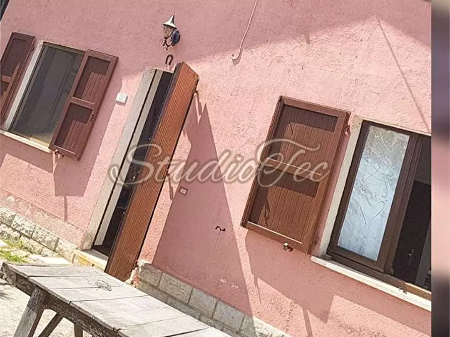 Immagine 1 di Casa indipendente in vendita  in VIA Sementana a Sassoferrato