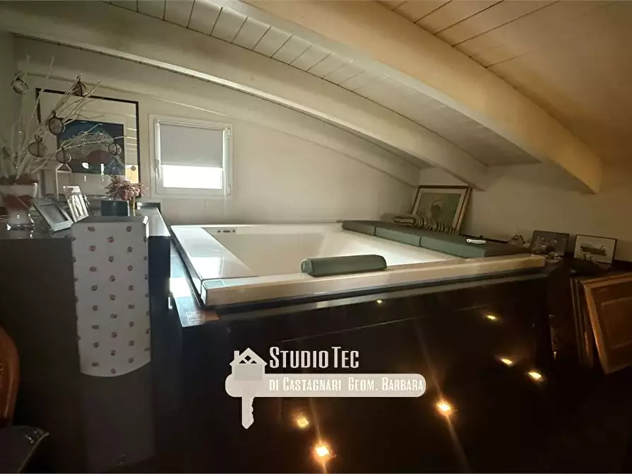 Immagine 3 di Attico in vendita  in Luigi Cilla 1 a Ravenna