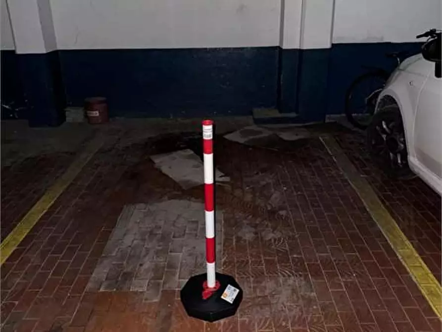 Immagine 3 di Posto auto in affitto  in via roma  153 a Ravenna