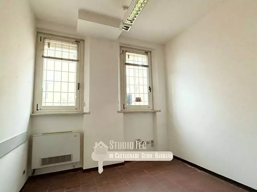 Immagine 11 di Negozio in affitto  in via castel san pietro 1 a Ravenna