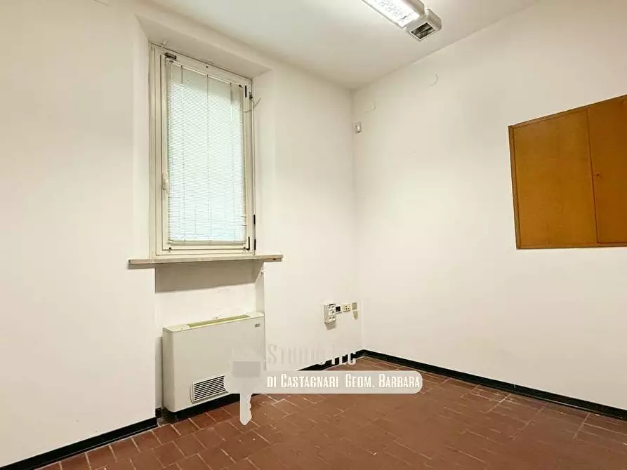 Immagine 12 di Negozio in affitto  in via castel san pietro 1 a Ravenna