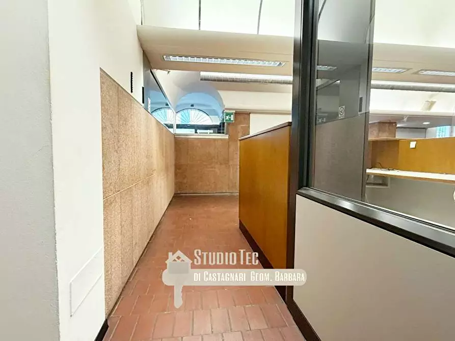 Immagine 16 di Negozio in affitto  in via castel san pietro 1 a Ravenna